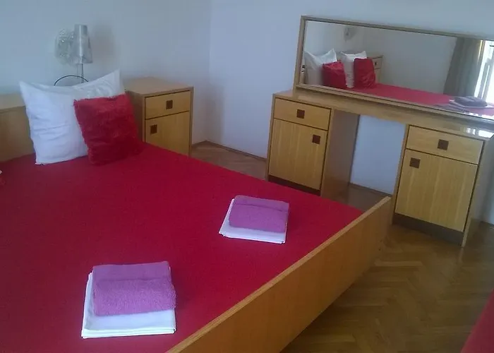 Jaksa Apartment Hvar Town